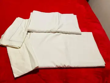 3 housses de couettes 100% coton KING Size