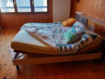 lit réglable manuellemen