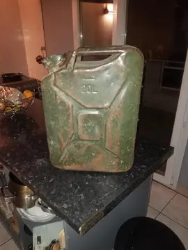 jerrican 20 litres métalliques