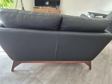 CANAPE CUIR ET SON FAUTEUIL TBE