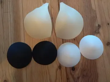 Coussinets à soutien gorge neufs