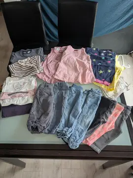 Lot vêtements fille 12 mois