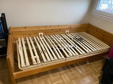donne lit en bois électrique