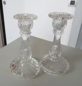 DEUX PETITS BOUGEOIRS VERRE