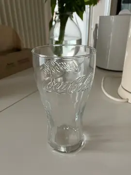 grand verre coca cola