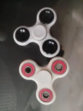 2 Spinners