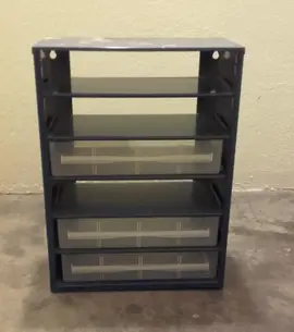 Boite de rangement métal et plastique