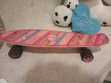 skate enfants colorisé par ma fille mais je pense que ça peut se retirer