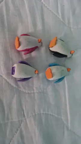 pingouins 4 couleurs