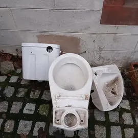 sanitaire toilette et basin ceramique