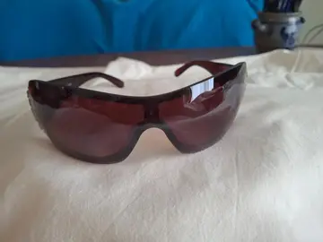 Lunette de soleil femme