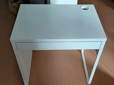 Petit bureau à tiroir