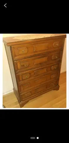 Urgent : Commode 5 tiroirs