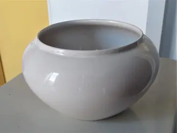 CACHE POT EN CERAMIQUE