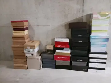 BOITES A CHAUSSURES VIDES