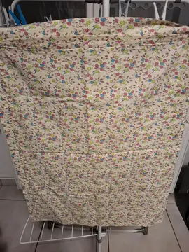 taie oreilelr rectangulaire motif petites fleurs