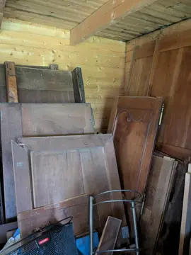 2 armoires anciennes en bon état