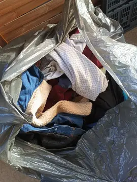 gros sac de vêtements homme