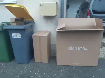 2 gros cartons solides déménagement