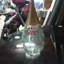 Bouteille Evian