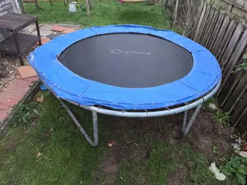 Trampoline