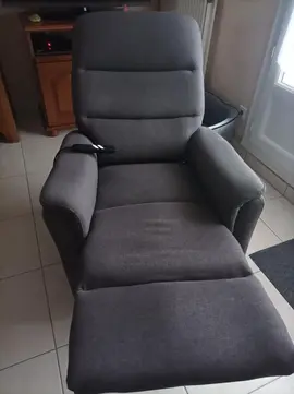 fauteuil relaxation électrique, fonction releveur