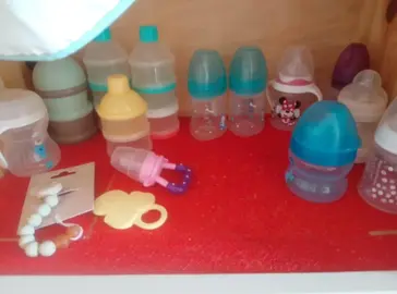 lot biberon et accessoires