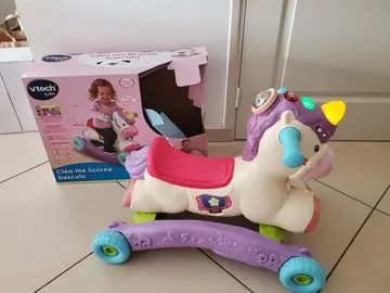 licorne roulante ou à bascule