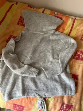 pull à grand col femme T 38. 40.