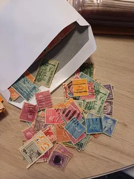 Timbres obliteres monde