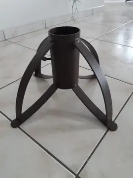 pied de sapin métallique