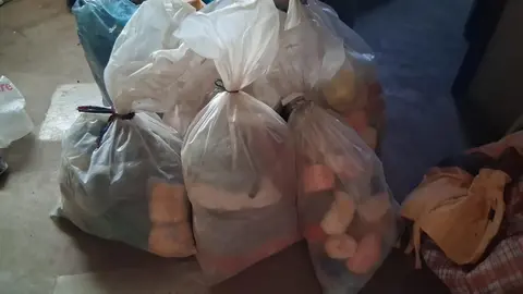 5 Sacs de pellottes de laine