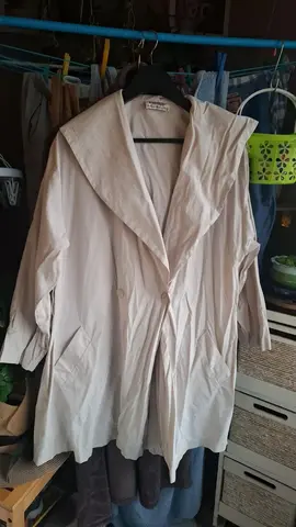 veste légère avec capuche et veste imperméable