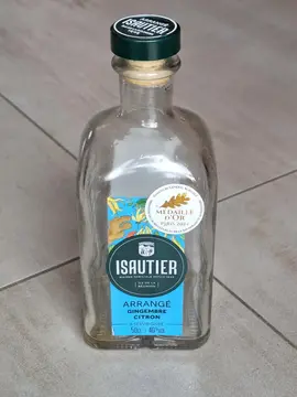 bouteille vide en verre avec bouchon