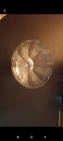 donne corbeille a fruits et des sous tasse