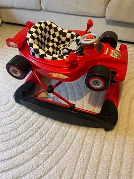 trotteur voiture de course