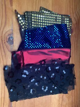 Chutes de tissus à sequins