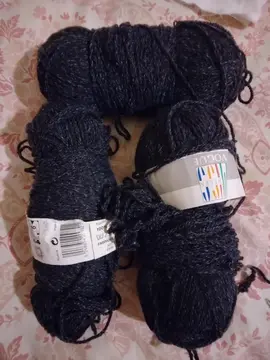 3 pelottes de laine