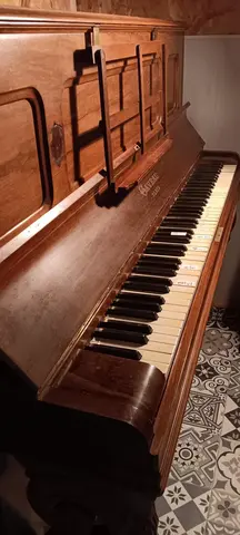 piano traditionnel