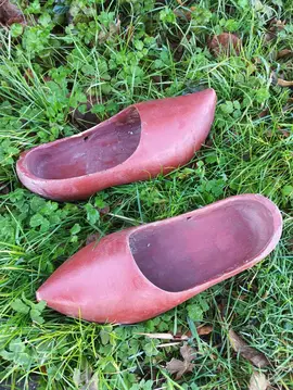 sabots anciens en bois décoration Noël