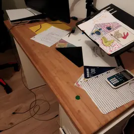 planche en bois / table de bureau