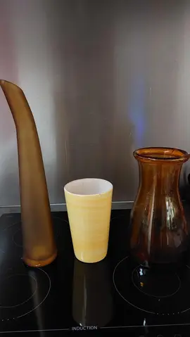 3 vases
