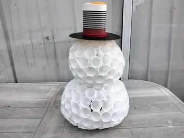 bonhomme de neige en verres plastique