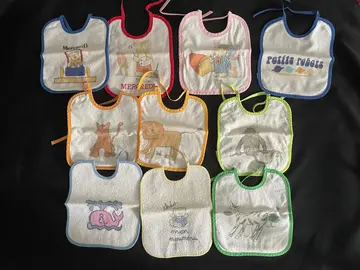 Lot de 10 bavoirs