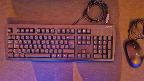 Clavier et souris en port PS/2