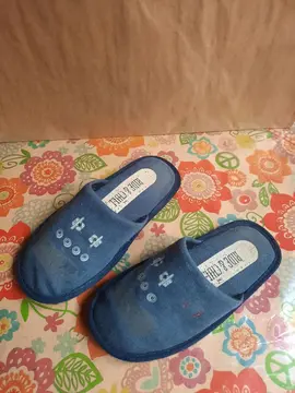 paire de chaussons enfant en 38