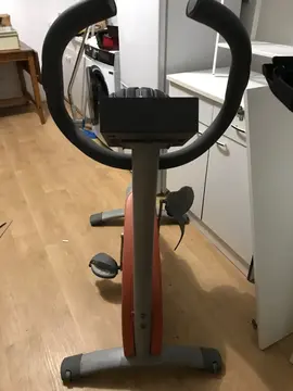 donne vélo d’appartement