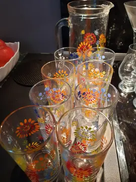 carafe et 8 verres jus de fruit