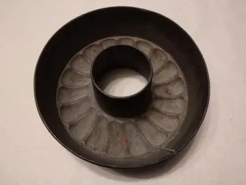 Ancien moule à gâteau