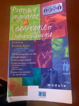 livre pratique, soignante, neurologie Neurochirurgie